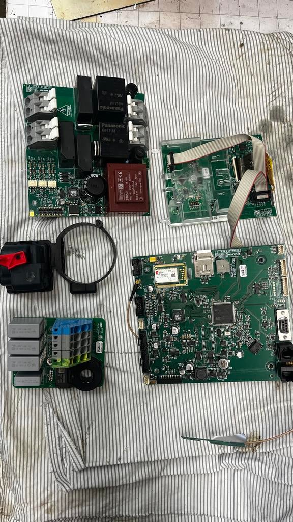 Diverse Laadpaal Printplaten - Elektronica Onderdelen, Ophalen of Verzenden, Gebruikt, Universele onderdelen