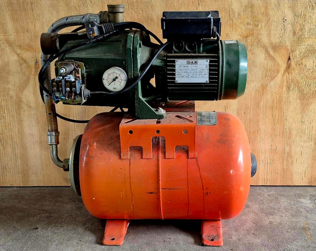 DAB Jet 100 Mx Hydrofoorpomp met drukvat, Ophalen of Verzenden, Gebruikt, Beregeningspomp
