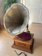 Pathefoon antiek, Ophalen