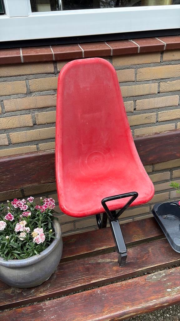 Skelter berg stoel rood, Kinderen en Baby's, Speelgoed | Buiten | Skelters, Ophalen, Zo goed als nieuw, Berg