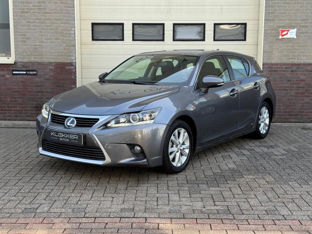 Lexus CT 200h Business Line Navigatie|Parkeersensoren V+A|De, Auto's, Lexus, Gebruikt, Alcantara, Origineel Nederlands, 26 km/l