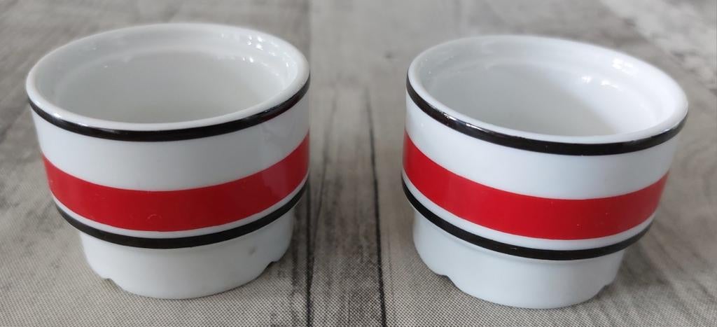 2 vintage  IKEA eierdopjes., Huis en Inrichting, Keuken | Servies, Keramiek, Overige typen, Ophalen of Verzenden, Zo goed als nieuw