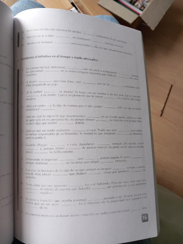 Cursusboeken Spaans met opdrachten en antwoorden, Ophalen, Diverse auteurs, Zo goed als nieuw, Alpha