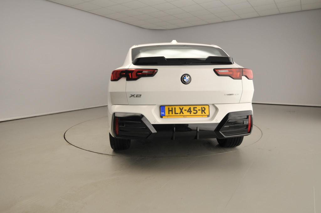 BMW X2 sDrive20i | M-Sportpakket | LED | Leder | Navigatie |, Auto's, Met garantie (alle), Wit, Bedrijf, 3 cilinders