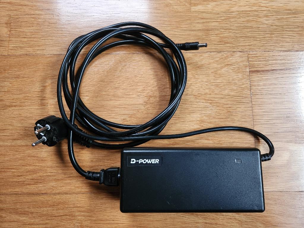 United City Bikes The One fietsacculader, Fietsen en Brommers, Fietsaccessoires | Fietsaccu's, Verzenden, Zo goed als nieuw