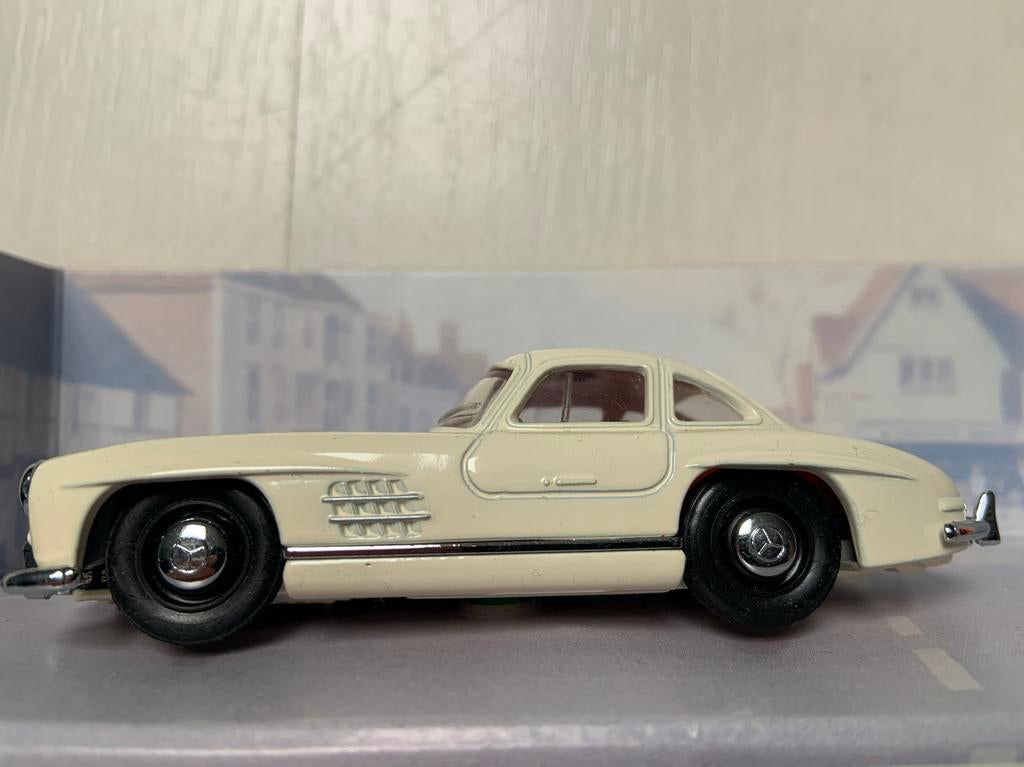 Dinky Collection 1955 Mercedes Benz 300SL Gullwing, Ophalen of Verzenden, Zo goed als nieuw, Auto, Dinky Toys
