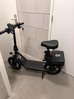 Elektrische step met zitje en extra voetsteunen, Ophalen, Gebruikt, Elektrische step (E-scooter)