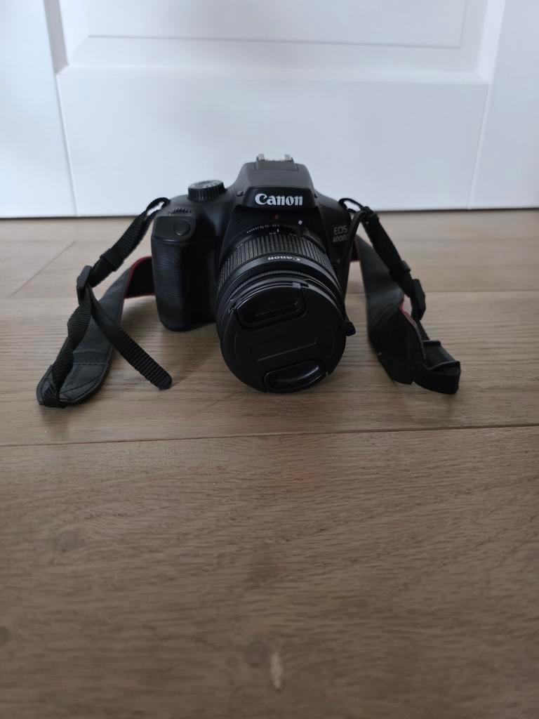 Canon EOS 4000D met EFS 18-55mm lens, Ophalen of Verzenden, Zo goed als nieuw, Canon, Minder dan 4 keer