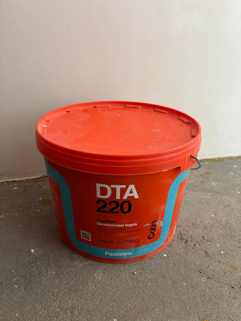 Nieuwe emmer Coba DTA 220 Pastalijm voor grootformaat tegels, Ophalen of Verzenden, Nieuw, Overige materialen, Overige typen