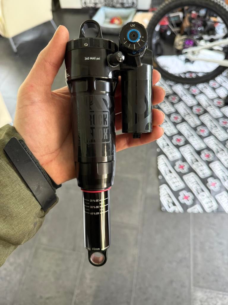 Rockshox superdeluxe Ultimate rc2t 230x65, Ophalen of Verzenden, Zo goed als nieuw