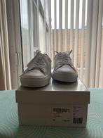 Sneakers - wit - NIKKIE - maat 40 - z.g.a.n., Kleding | Dames, Schoenen, Wit, Ophalen of Verzenden, Nikkie, Sneakers of Gympen