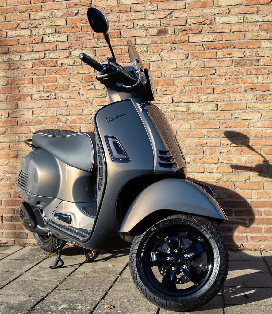 Vespa GTS 300cc HPE, Particulier