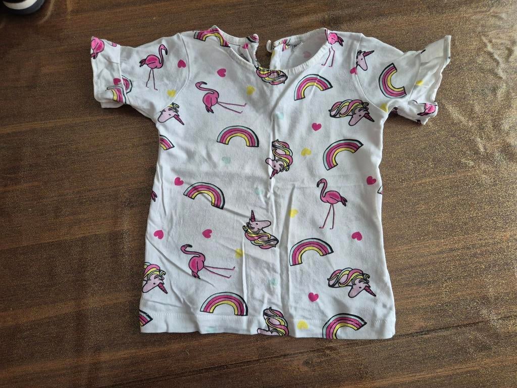 Wit shirt met eenhoorns en flamingo's maat 98/104, Kinderen en Baby's, Kinderkleding | Maat 98, Ophalen of Verzenden, Zo goed als nieuw
