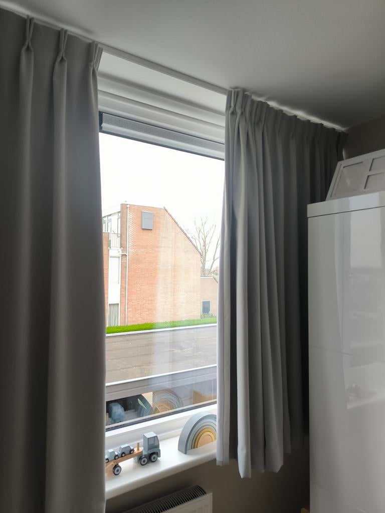 Mooie grijze dubbele plooi gordijnen, Gebruikt, 150 tot 200 cm, 50 tot 100 cm, Ophalen of Verzenden