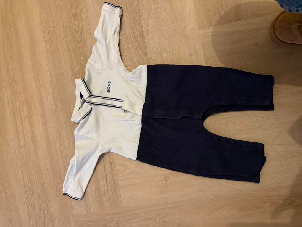 Boss, Kinderen en Baby's, Ophalen, Zo goed als nieuw, Jongetje, Pakje