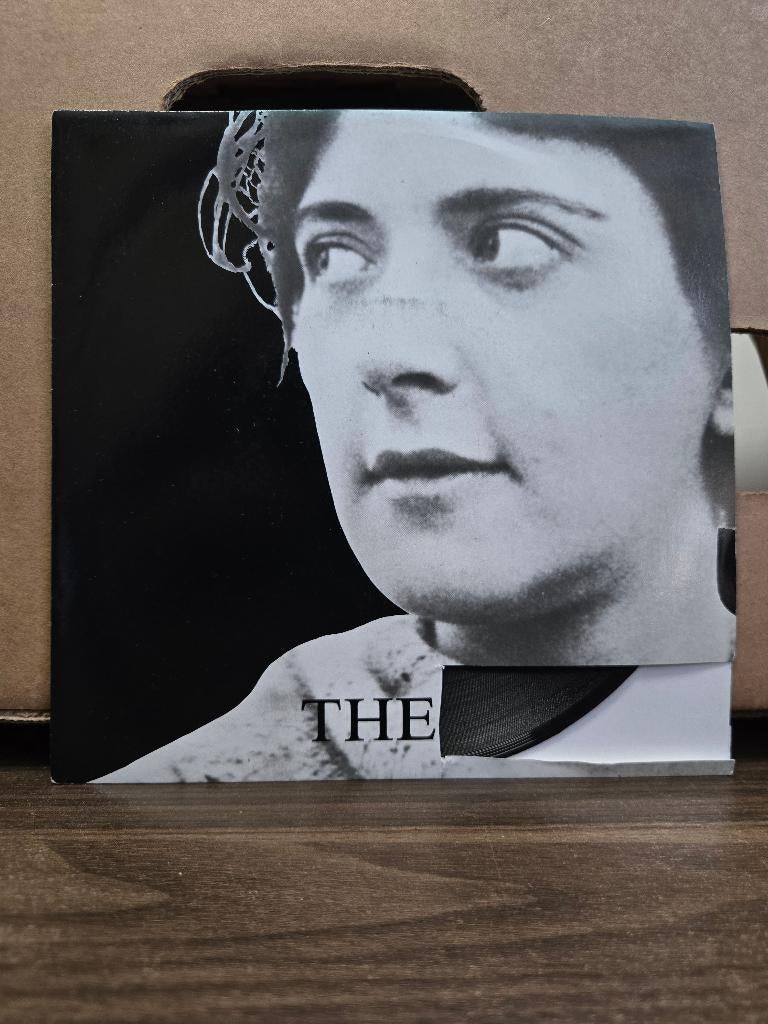 The Smiths - Girlfriend in a coma(hoes onder slecht), Cd's en Dvd's, Vinyl Singles, 7 inch, Ophalen of Verzenden, Zo goed als nieuw