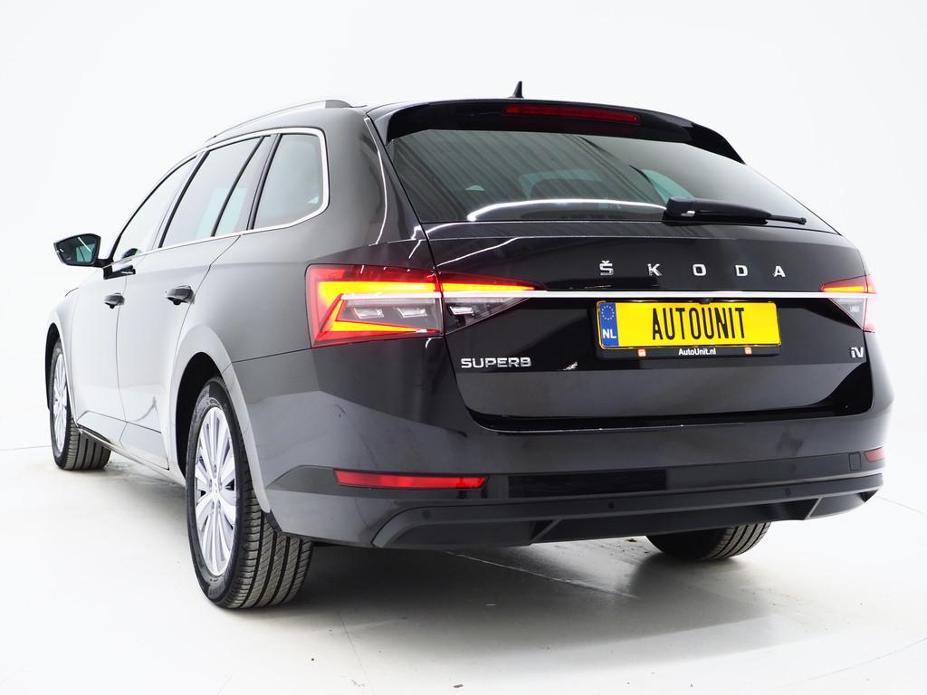 Skoda Superb Combi 1.4 TSI iV 218PK Style | Camera | Trekhaa, Auto's, Skoda, Stof, Gebruikt, 4 cilinders, Adaptive Cruise Control