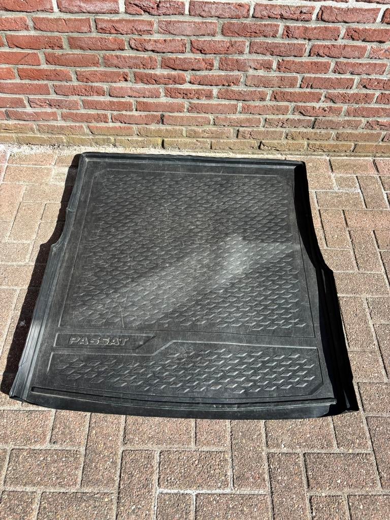 VW Passat all weather kofferbak mat, Ophalen, Gebruikt
