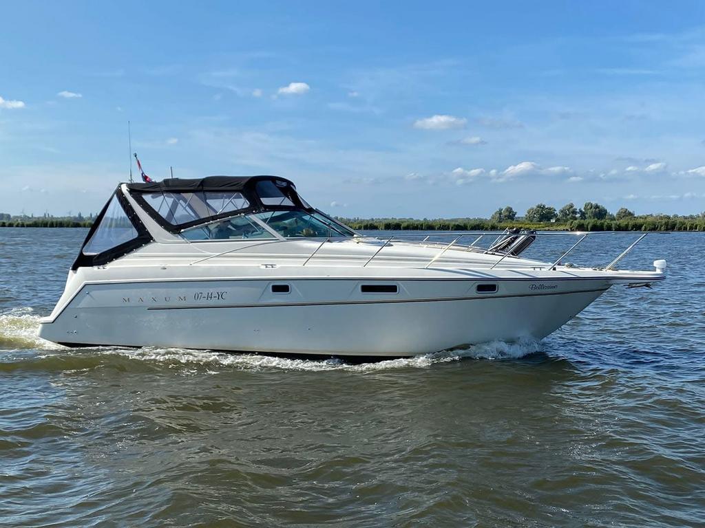 Maxum 3200 SCR Sportcruiser, Watersport en Boten, Ophalen, Binnenboordmotor, 6 meter of meer, Zo goed als nieuw