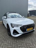 Audi e-tron 50 Quattro 313pk 2019 Wit, Auto's, Automaat, 1800 kg, 124 €/maand, Leder en Stof