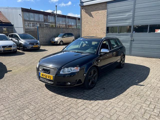 Audi A4 Avant 3.0 TDI Quattro S-Line, Auto's, Audi, Automaat, Zwart, 197 €/maand, A4