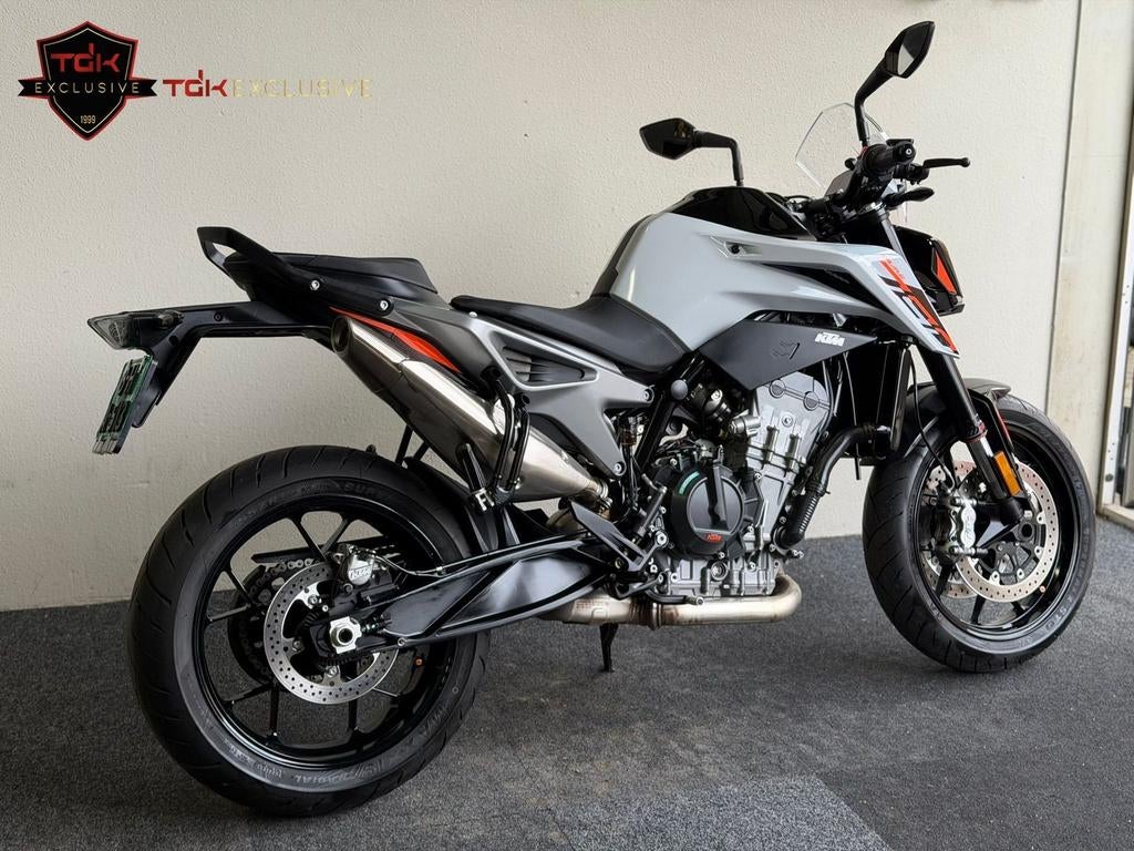 KTM 790 DUKE 2024 4.048 KM NARDO GREY NIEUWSTAAT 890 990 690, 2 cilinders, Bedrijf, Meer dan 35 kW, Minimaal motorrijbewijs A2