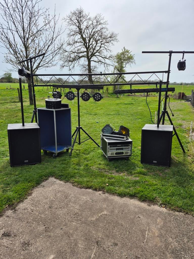 Complete lichtset en 2 DAP subwoofers - Ideaal voor starters, Ophalen