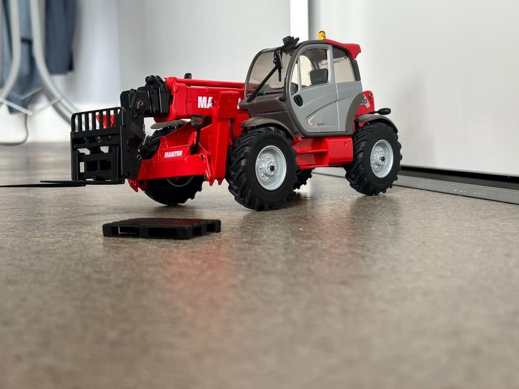Manitou verreiker model - Zo goed als nieuw, Overige merken, 1:50 of kleiner, Overige typen, Nshsbd
