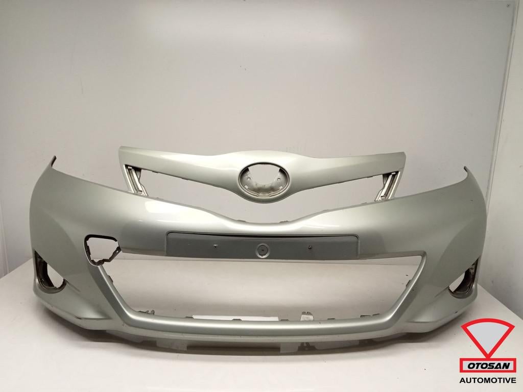 Toyota Yaris P13 2011-2014 voorbumper origineel