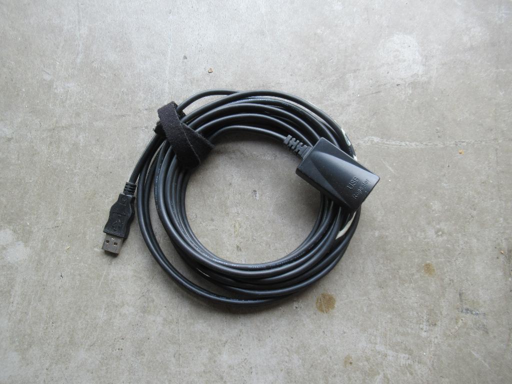 15951 1 usb repeater. Lange usb kabel met repeater ;, Gebruikt, Ophalen of Verzenden