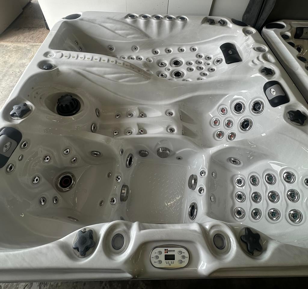 Jacuzzi | Passion Spa Euphoria | 4 Persoons, Ophalen of Verzenden, Zo goed als nieuw