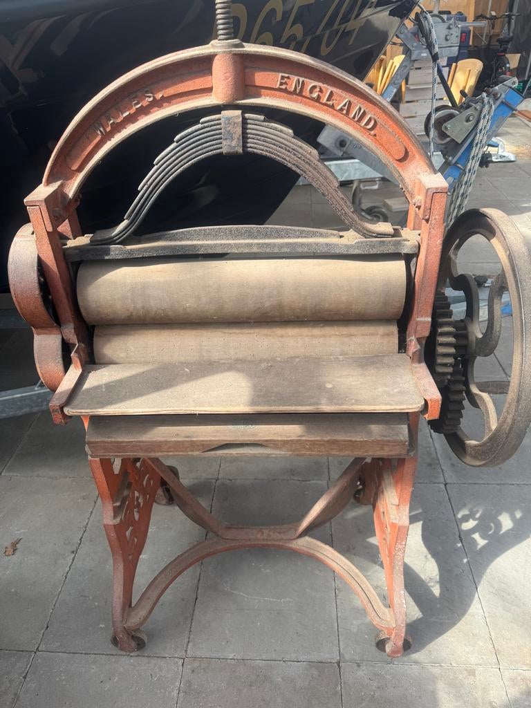 Antieke Wringer 'Wales England' - Decoratief en Functioneel, Ophalen, Gebruikt
