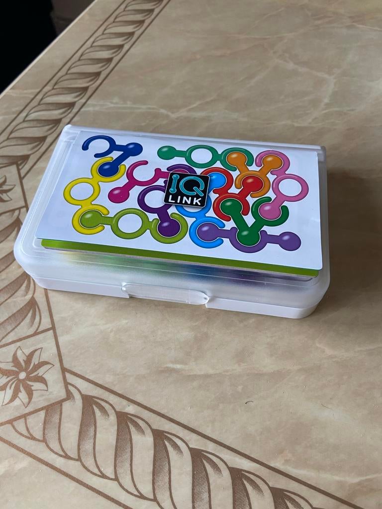 SmartGames IQ Link Puzzelspel - Logica & Denkspel, Ophalen of Verzenden, Zo goed als nieuw, Overige typen