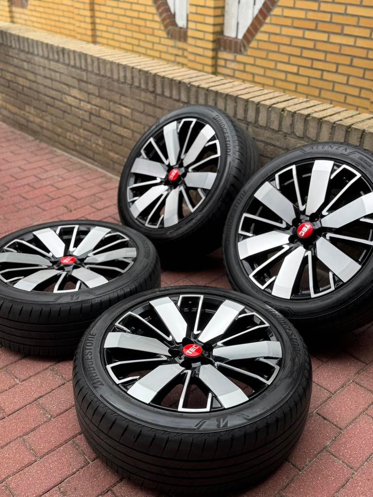 20 inch Originele  Mitsubishi met Zomerbanden NEW!, Ophalen of Verzenden