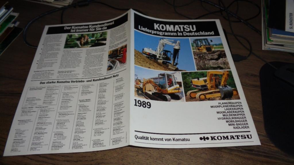 Folder  KOMATSU  Programma  1989, Verzenden, Zo goed als nieuw, Overige merken
