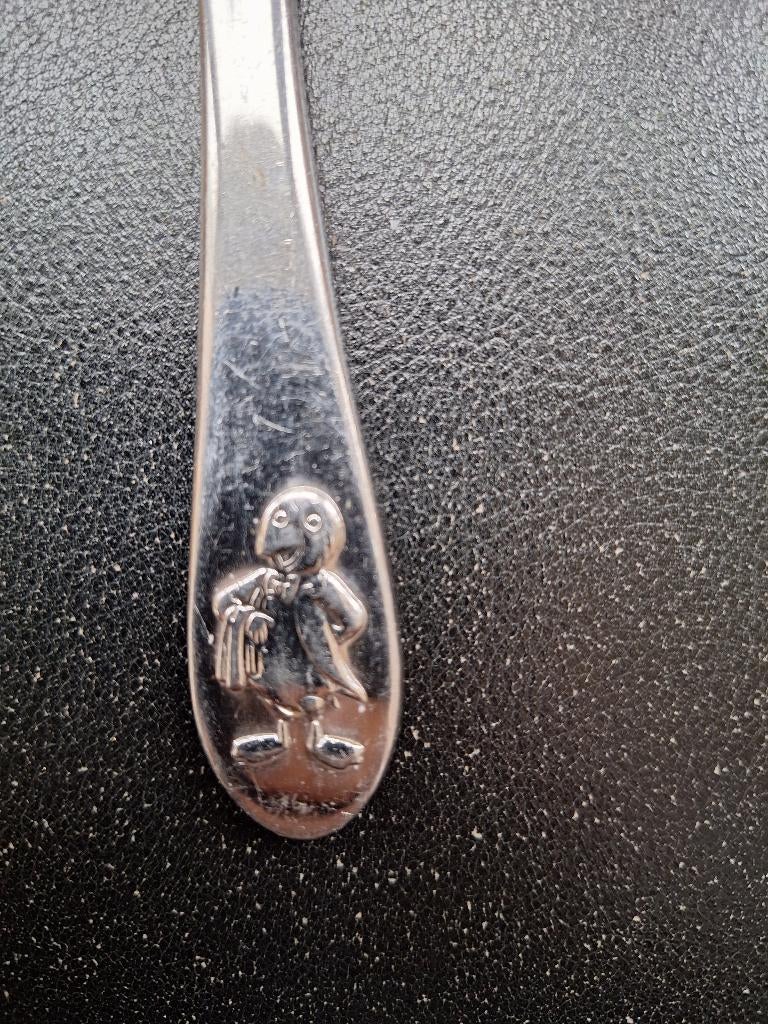 kindermesje Japie Krekel insect 18,5 cm Monogram, Ophalen of Verzenden, Beeldje of Figuurtje