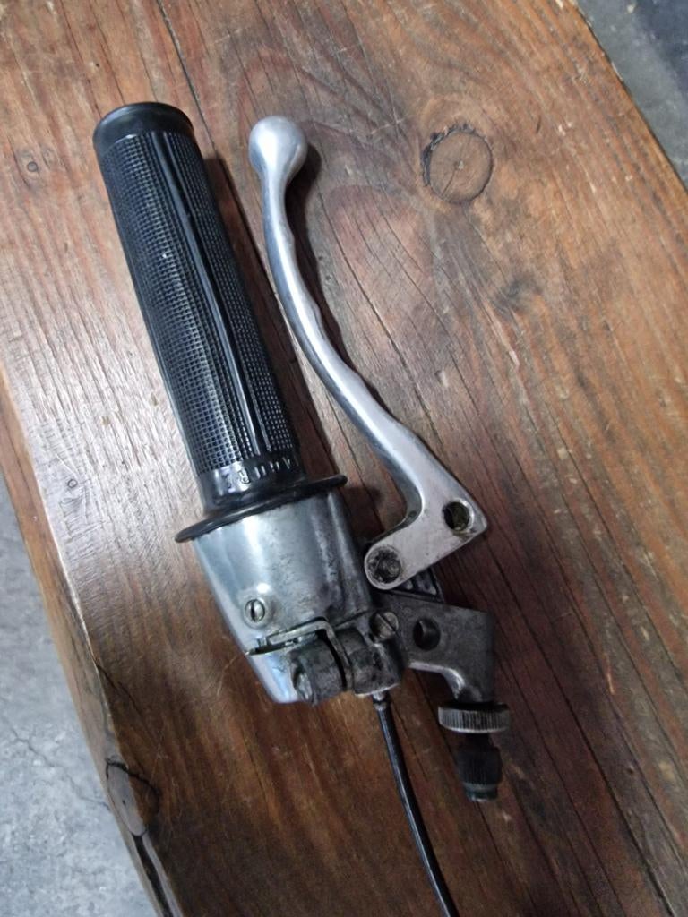 Kreidler Magura Gashendel Torpedo, in zeer mooie staat., Fietsen en Brommers, Brommeronderdelen | Kreidler, Ophalen of Verzenden