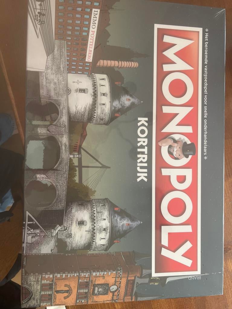 Monopoly Kortrijk - Nieuw in doos, ongeopend, Hobby en Vrije tijd, Gezelschapsspellen | Bordspellen, Drie of vier spelers, Ophalen of Verzenden