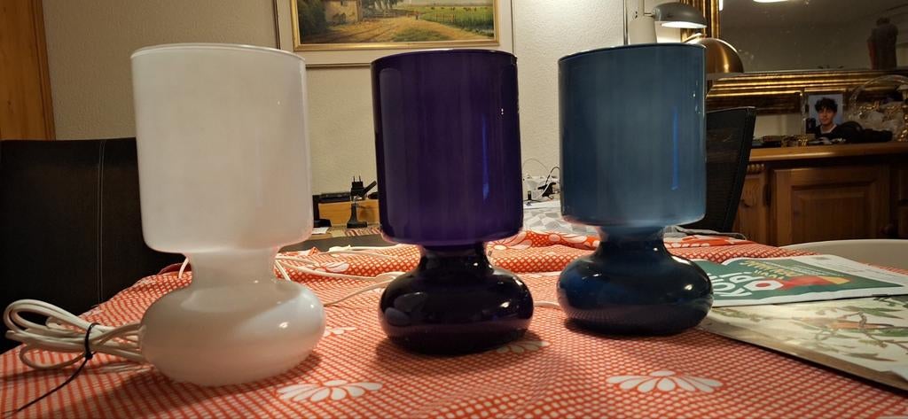 3x LYKTA tafellampen: wit, paars en blauw, Gebruikt, Modern, Scandinavisch, Ophalen of Verzenden, Glas