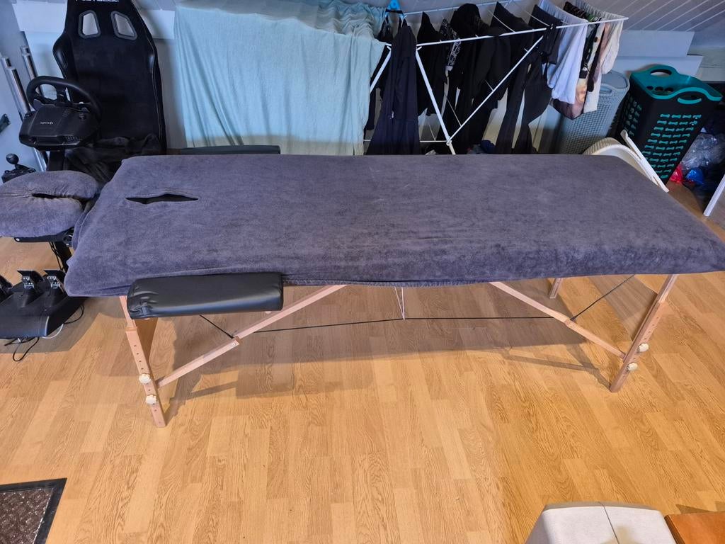 Massage tafel MOET SNEL WEG, Sport en Fitness, Massageproducten, Ophalen of Verzenden, Zo goed als nieuw, Massagetafel