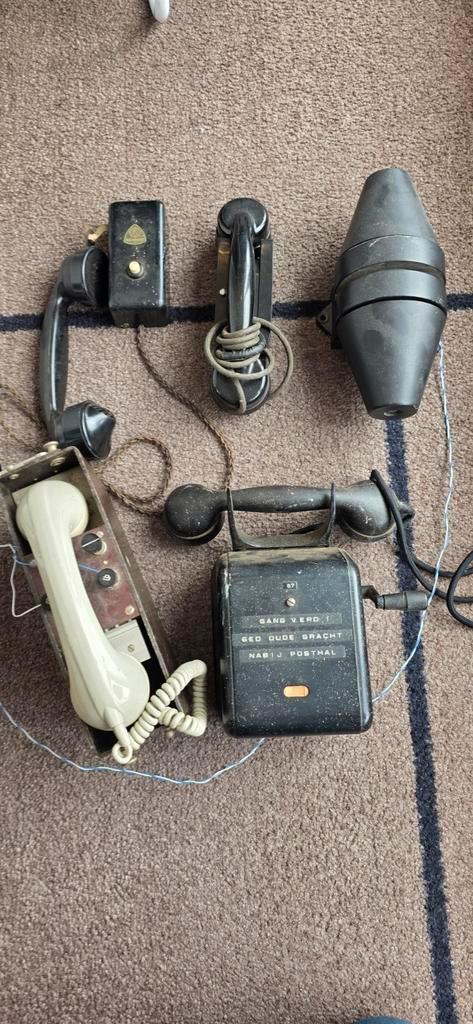 Oude telefoons als partij, Antiek en Kunst, Antiek | Gereedschap en Instrumenten, Ophalen of Verzenden