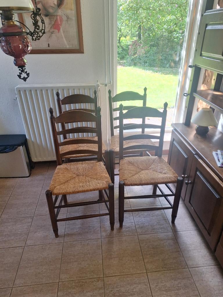4 houten stoelen, Huis en Inrichting, Stoelen, Ophalen, Gebruikt, Bruin, Hout
