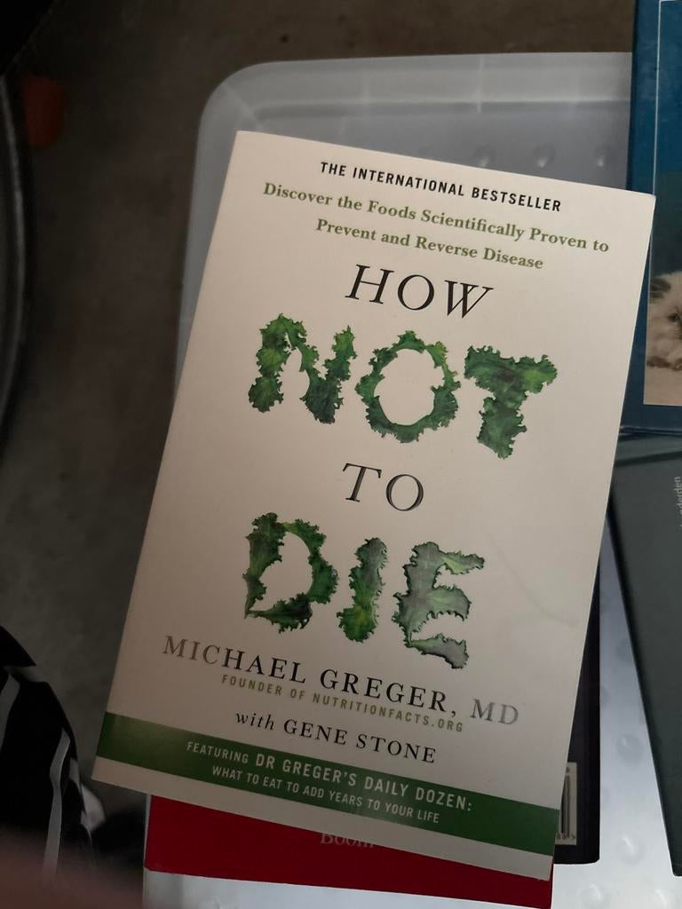 How Not To Die - Michael Greger, MD, Boeken, Ophalen of Verzenden, Zo goed als nieuw, Gezondheid en Conditie