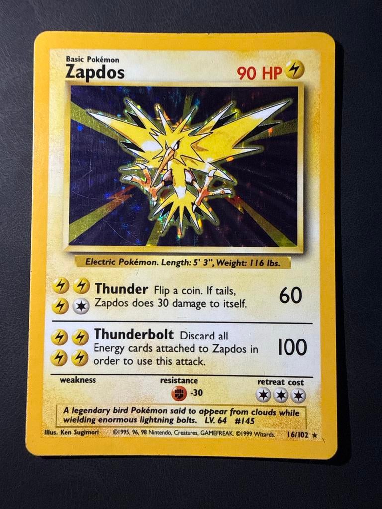 Zapdos Pokémon kaart base set 16/102, Ophalen of Verzenden, Gebruikt, Losse kaart, Foil