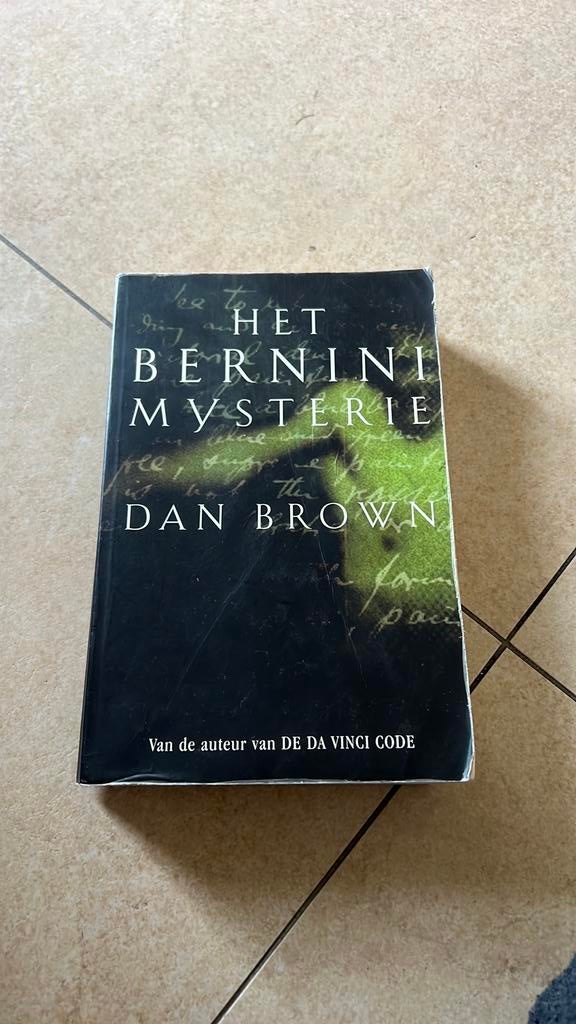 Dan Brown - Het Bernini mysterie, Ophalen of Verzenden, Zo goed als nieuw, Dan Brown