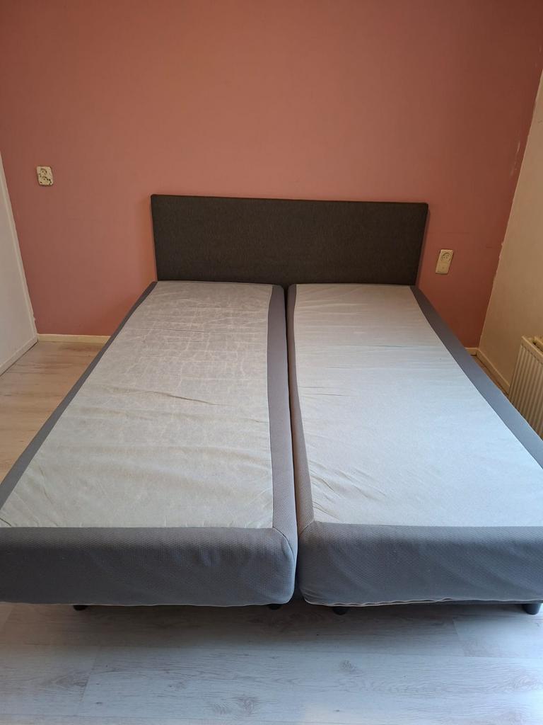 Bokspring bed 140x200, Huis en Inrichting, Slaapkamer | Boxsprings, Ophalen of Verzenden, Zo goed als nieuw, Tweepersoons, 140 cm