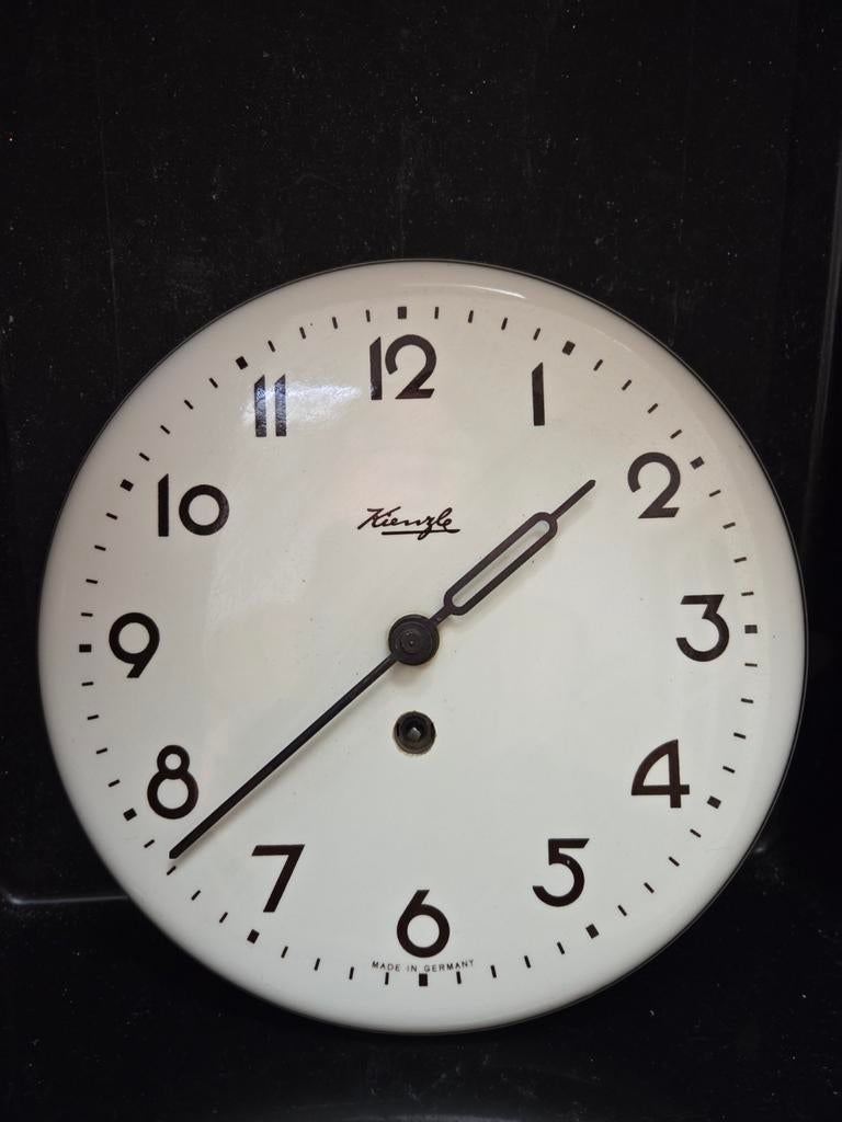 Vintage porselein Kienzle wandklok - Made in Germany, Antiek en Kunst, Antiek | Klokken, Ophalen of Verzenden