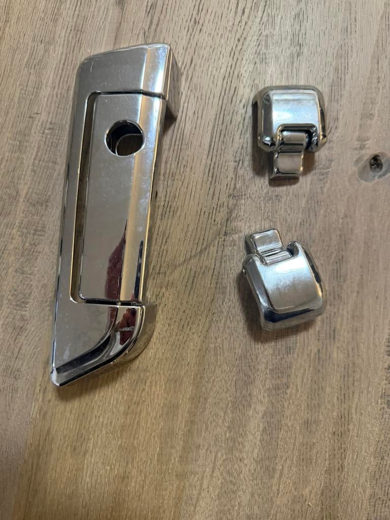 Harley Davidson topkoffer sluiting scharnieren cvo ultra, Motoren, Ophalen of Verzenden, Nieuw