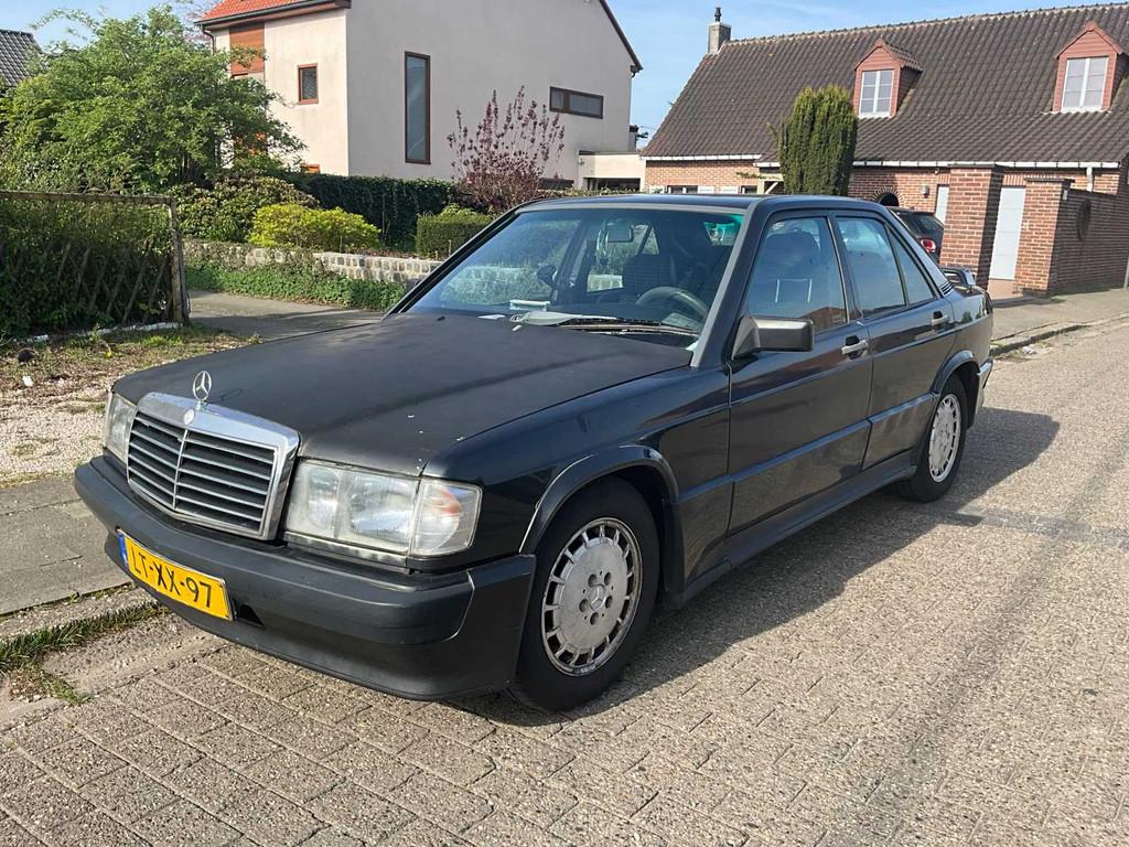 Mercedes-Benz - 190-serie - 2.3/16 E - Oldtimer, Auto's, Oldtimers, Bedrijf, Mercedes-Benz, Benzine, Sedan, Handgeschakeld, Geïmporteerd