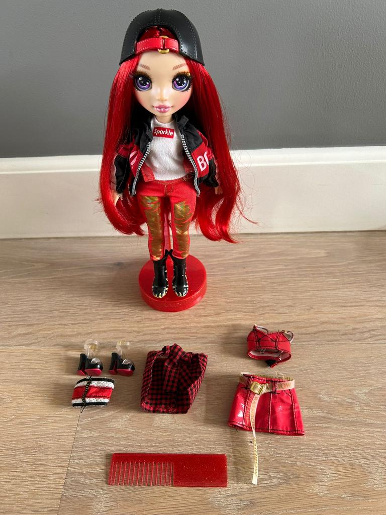 Rainbow High doll Ruby Anderson, Ophalen of Verzenden, Zo goed als nieuw, Overige typen